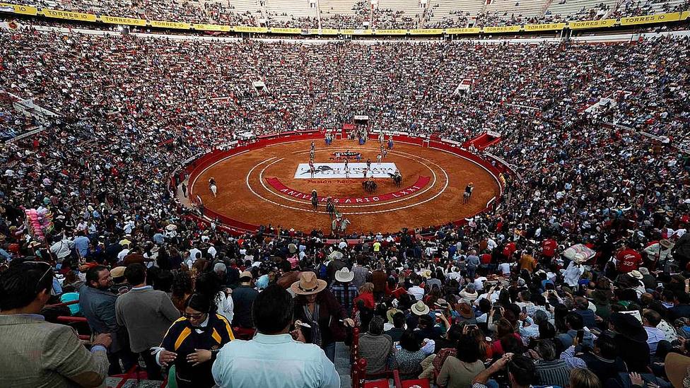 Las corridas de toros vuelven a Ciudad de México en medio de protestas ...